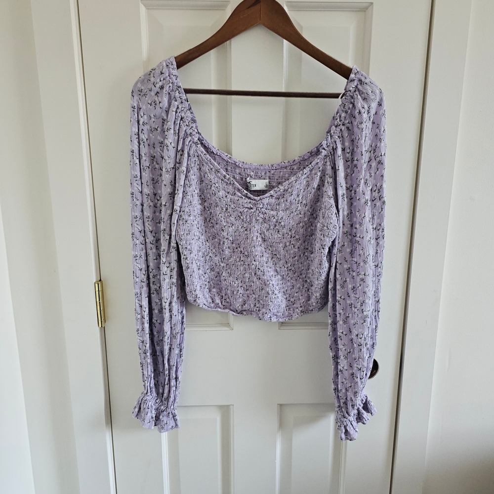 Hollister Purple Floral Smocked Long Sleeve Crop Top Sweetheart Neck Large